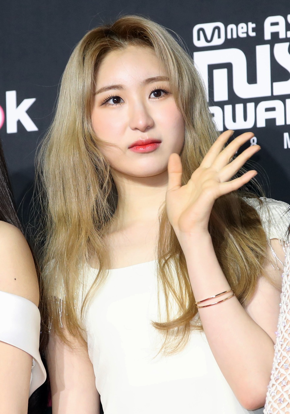 아이즈원 2018 MAMA 레드카펫 | 인스티즈