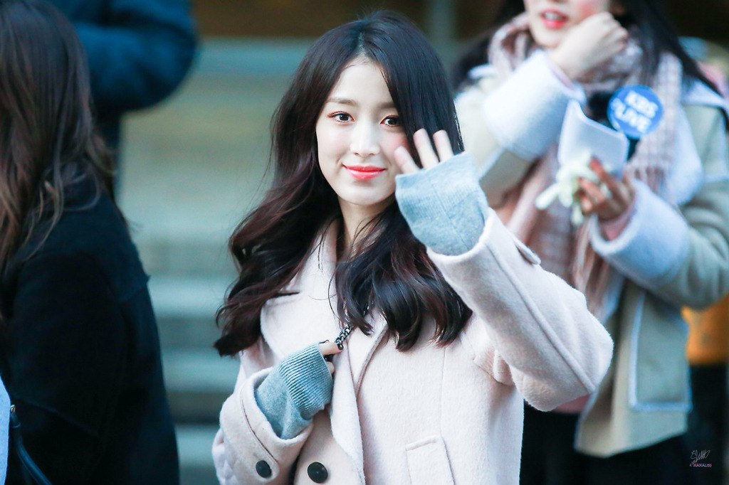 [구구단] 라디오에서 캐롤이 흘러나와서 하나 | 인스티즈